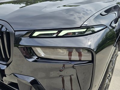 صورة 9 لـ 2024 BMW X7