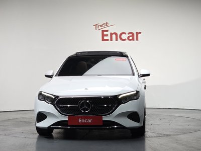 MERCEDES-BENZ E-CLASS - 2