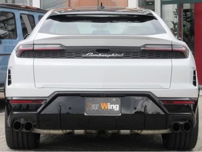 LAMBORGHINI URUS - 7