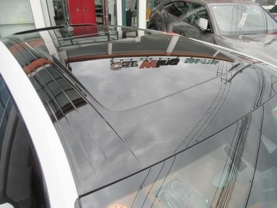 LAMBORGHINI URUS - 5
