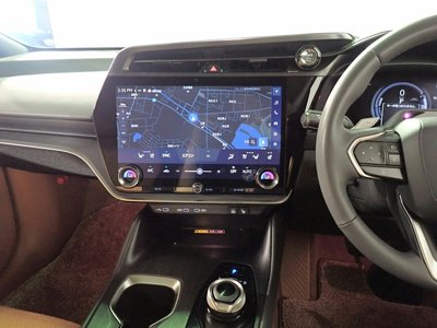 صورة 3 لـ 2023 Lexus RZ
