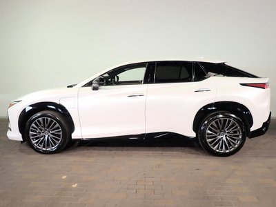2023 Lexus RZ 缩略图 32