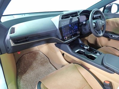 2023 Lexus RZ 缩略图 25