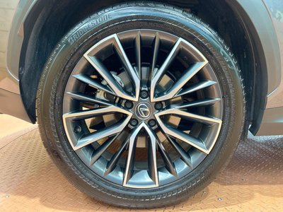 2025 Lexus NX — миниатюра 22