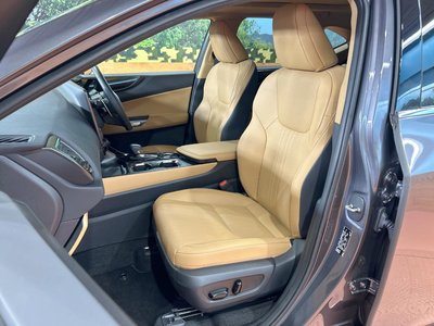 2025 Lexus NX — миниатюра 30