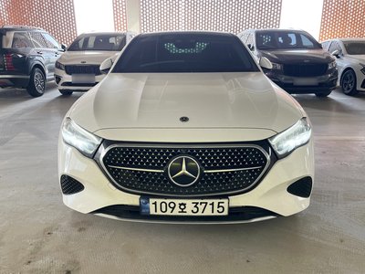 MERCEDES-BENZ E-CLASS - 1