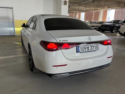 MERCEDES-BENZ E-CLASS - 6