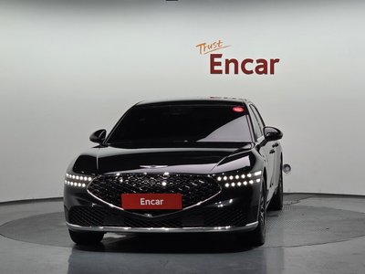 صورة 2 لـ 2022 Genesis G90 (RS4)