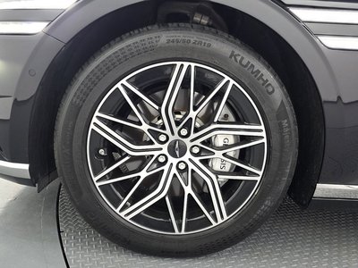 صورة 6 لـ 2022 Genesis G90 (RS4)