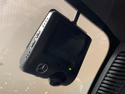 2026 Mercedes-BENZ GLB AMG — миниатюра 18