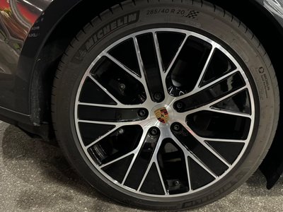 2025 Porsche TAYCAN 缩略图 42