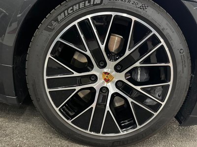 2025 Porsche TAYCAN 缩略图 39