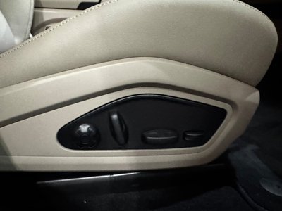 2025 Porsche TAYCAN 缩略图 16