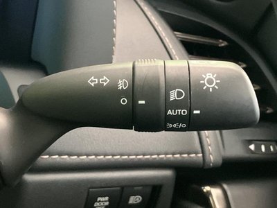2025 Toyota ALPHARD — миниатюра 17