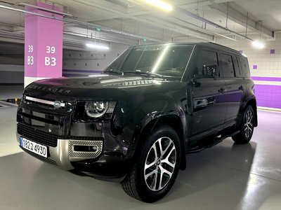 LAND ROVER DEFENDER