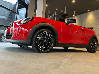 2025 MINI COOPER thumbnail 38