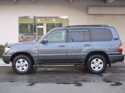 TOYOTA LAND CRUISER 100 - 4