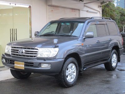 TOYOTA LAND CRUISER 100 - 2