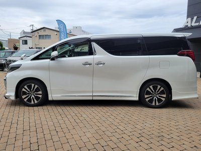TOYOTA ALPHARD - 9