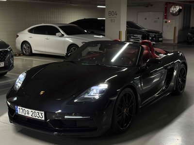 صورة 1 لـ 2019 Porsche 718