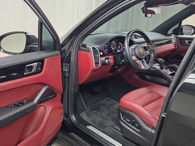 2022 Porsche CAYENNE — миниатюра 13