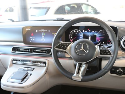 MERCEDES-BENZ V-CLASS - 9