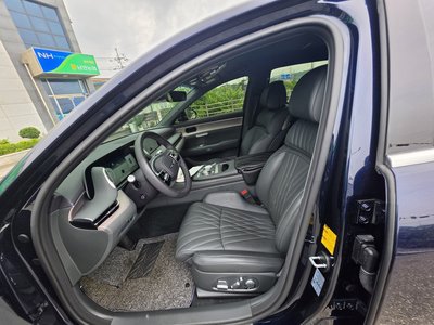 2025 Genesis G90 (RS4) 照片 9