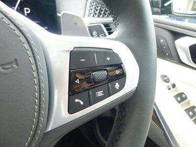 صورة مصغرة 45 لـ 2026 BMW X5