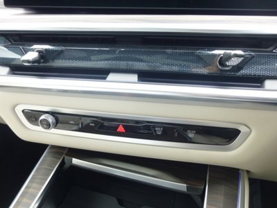 صورة مصغرة 43 لـ 2026 BMW X5