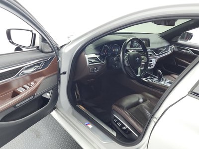 BMW 7 SERIES - 10