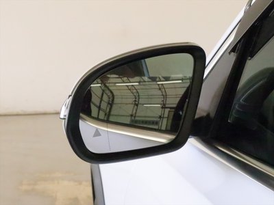 MERCEDES-BENZ GLB - 6