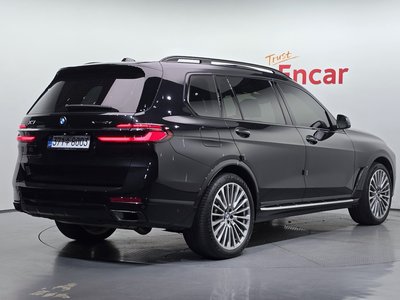 2024 BMW X7 照片 3