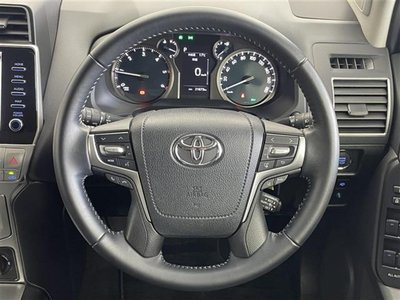 TOYOTA LAND CRUISER - 8