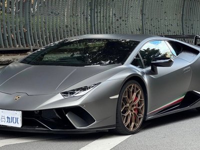 LAMBORGHINI HURACAN - 1