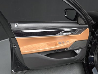 صورة مصغرة 30 لـ 2021 BMW 7 SERIES
