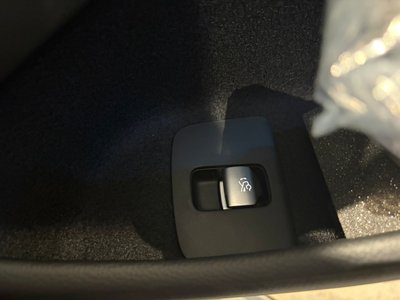 صورة مصغرة 37 لـ 2026 Mercedes-BENZ E-CLASS