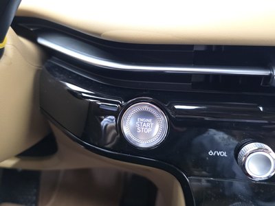 2024 Genesis G80 (RG3) thumbnail 29