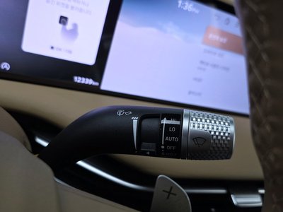 2024 Genesis G80 (RG3) thumbnail 28