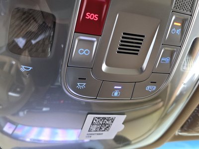 2024 Genesis G80 (RG3) thumbnail 32