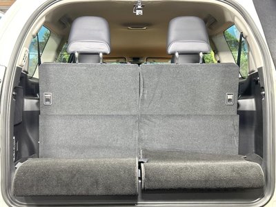 TOYOTA LAND CRUISER - 10