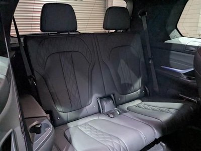 صورة 8 لـ 2023 BMW BMW(X7)