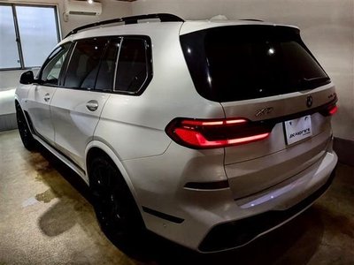 صورة 3 لـ 2023 BMW BMW(X7)