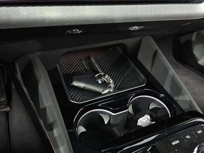 صورة مصغرة 28 لـ 2025 BMW 5 SERIES