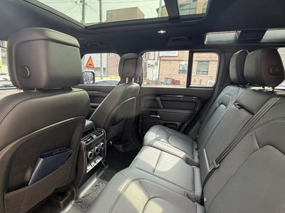 LAND ROVER DEFENDER - 6