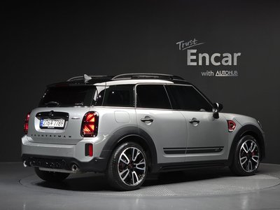 MINI COUNTRYMAN - 3