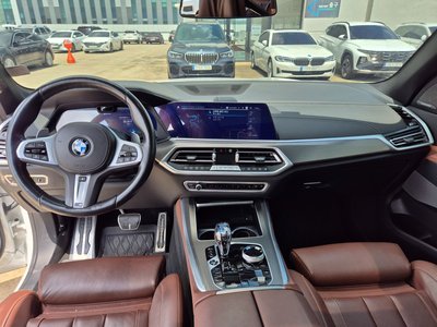 صورة 6 لـ 2021 BMW X5