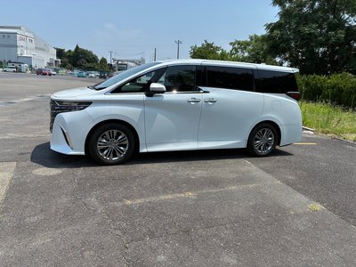 2024 Toyota ALPHARD — фото 7