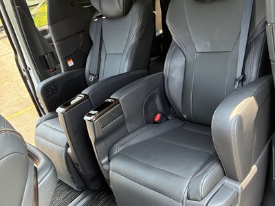2024 Toyota ALPHARD — фото 10