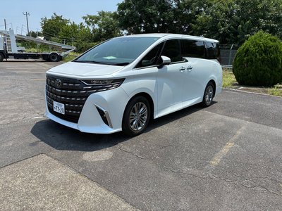 2024 Toyota ALPHARD — фото 1