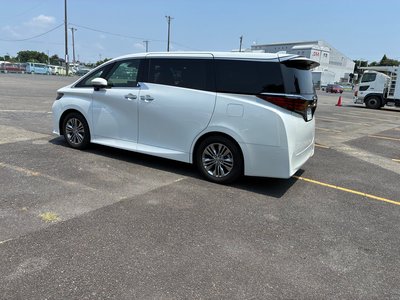 2024 Toyota ALPHARD — фото 6